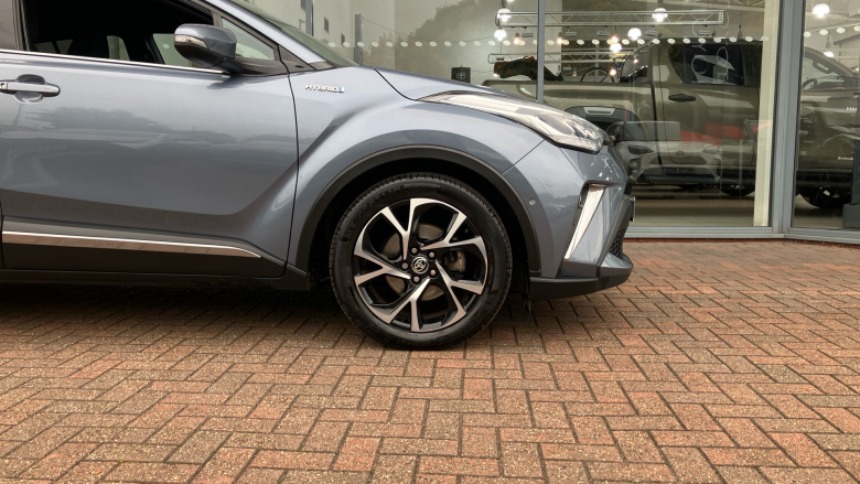 Toyota C-HR 1.8 Hybrid Design 5dr CVT Hybrid Hatchback